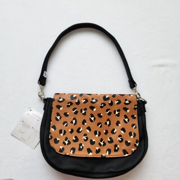 Thirty One Handbags - NEW Thirty One Leopard Print Black Faux Leather Shoulder Bag Purse Classy Glam